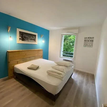 Apartment Appartement Le Mascaret A Royan Avec Piscine Royan