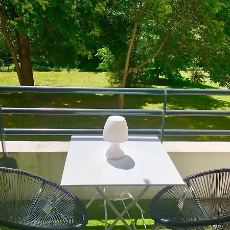 Apartment Appartement Le Mascaret A Royan Avec Piscine *